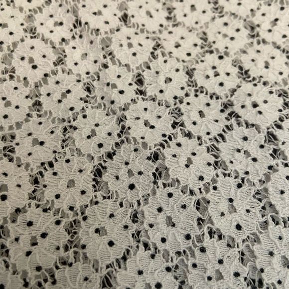 LOFT lace button back blouse size 20 - Picture 4 of 4